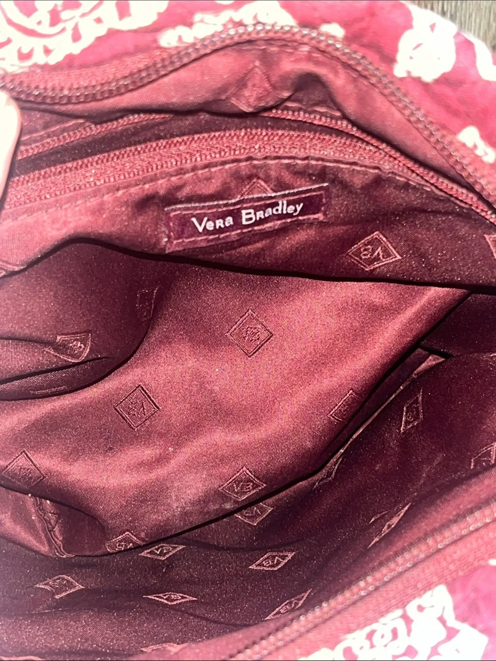 Vera Bradley Aggies Triple Zip Hipster Maroon Paisley Quilted Crossbody Bag - Picture 3 of 8